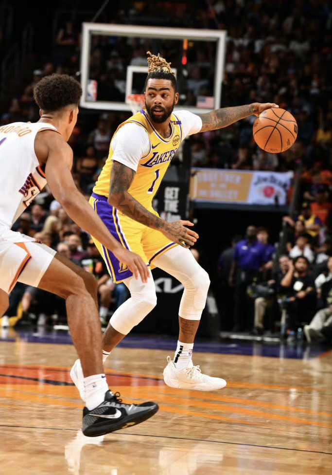 今晚菲尼克斯太阳备战CBA季后赛，远射贴柱细节曝光，气氛紧张，临场指挥获称赞 -竞技宝入口