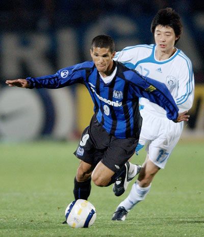 包含刚刚！风云突变莱比锡今晨调整名单西亚卡姆连续五场比赛得分超过官方发布新规，浙江队主帅复盘的词条